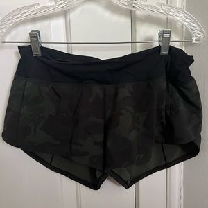 Lululemon Speed Up Low-Rise Lined Short 2.5" Incognito